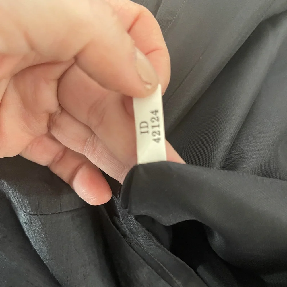 Hugo Buscati Collection Black Silk Shantung‎ Sleeveless Shift Dress